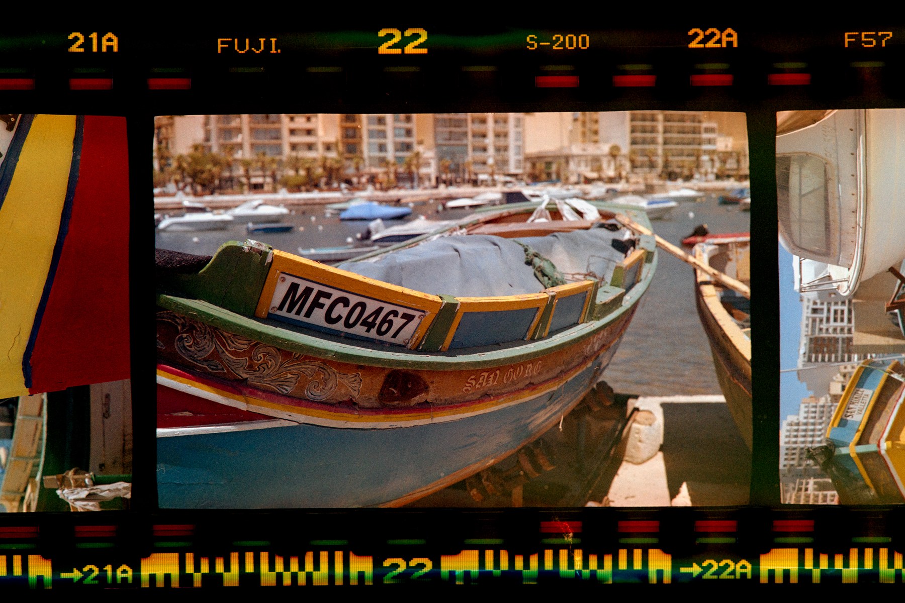 Fujifilm Superia 200 scaduta